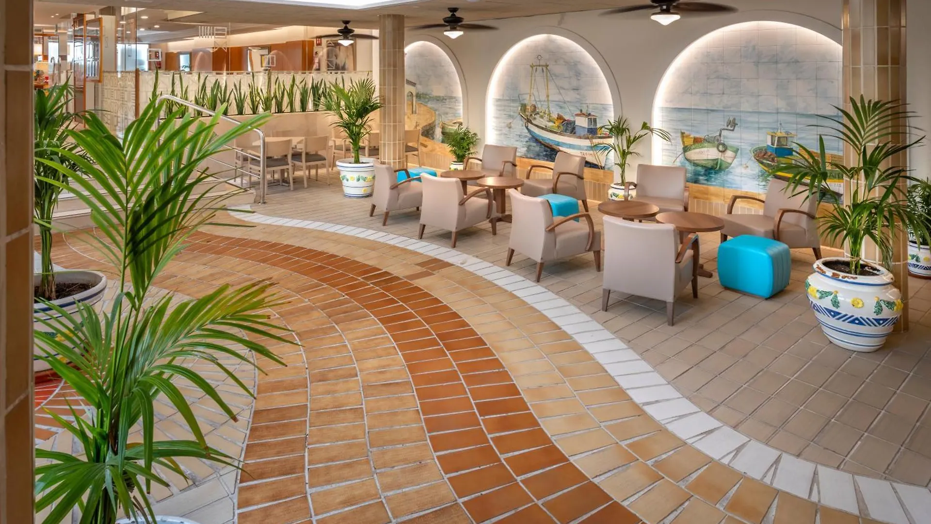 Hotel 4R Playa Park Salou 3*,